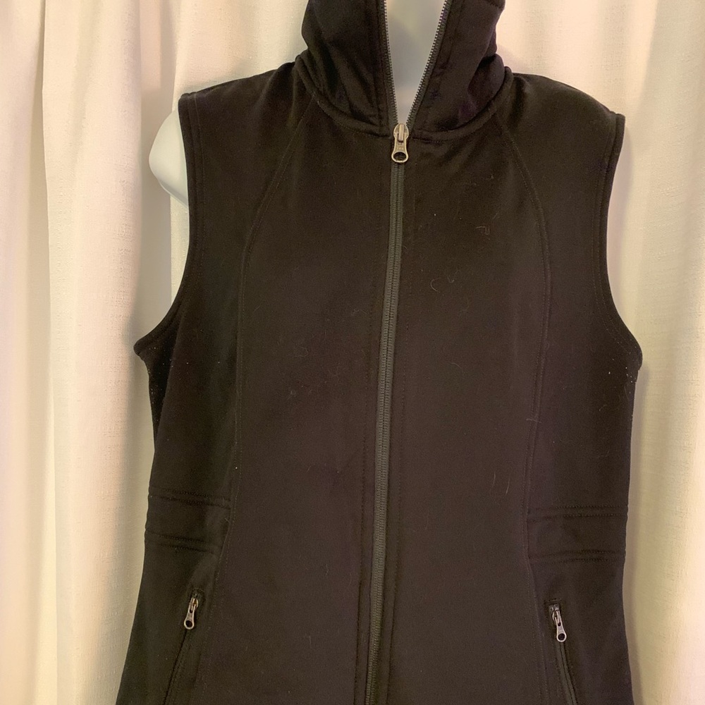🥰 Eddie Bauer vest
